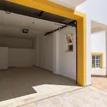Villa Luxuosa Com Piscina, Garagem E Vista Mar *