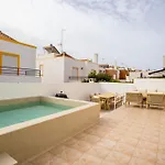 Luxuosa Com Piscina, Garagem E Vista Mar *