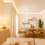 Luxuosa Com Piscina, Garagem E Vista Mar Tavira