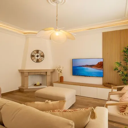 Luxuosa Com Piscina, Garagem E Vista Mar Villa