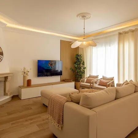 Villa Luxuosa Com Piscina, Garagem E Vista Mar *