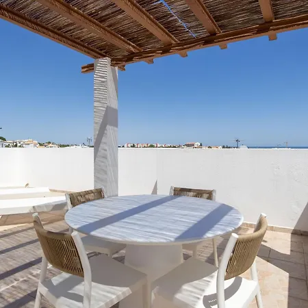 Luxuosa Com Piscina, Garagem E Vista Mar Tavira