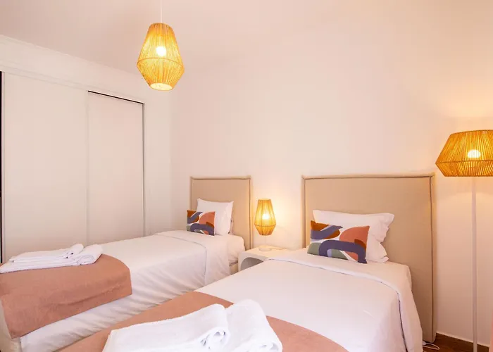 Luxuosa Com Piscina, Garagem E Vista Mar فيلة *