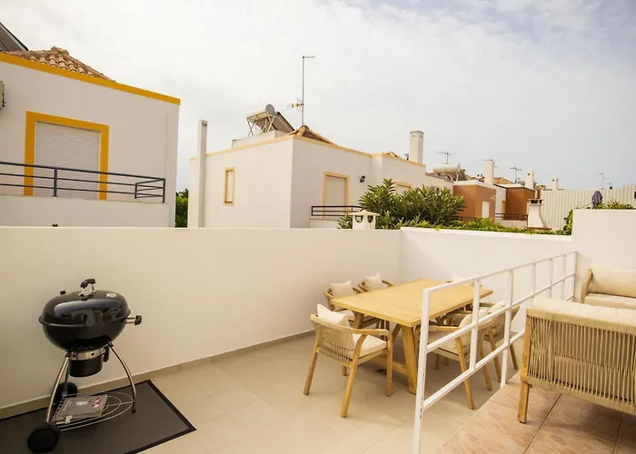 Luxuosa Com Piscina, Garagem E Vista Mar * تافيرا