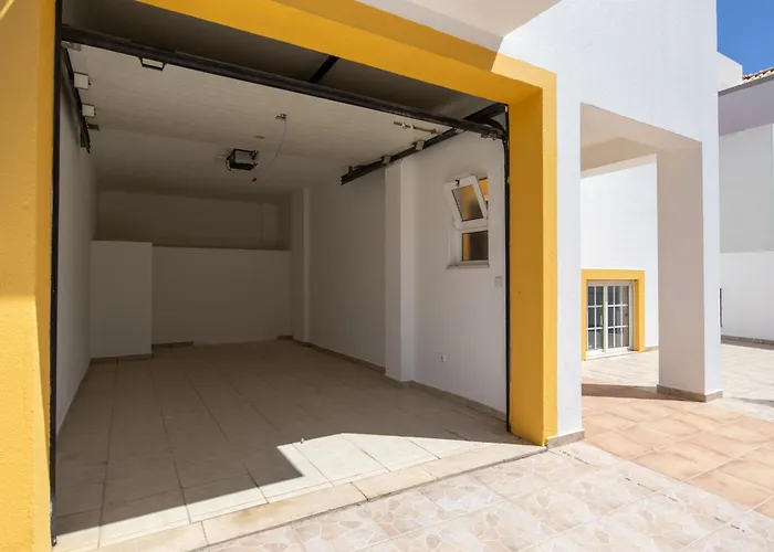 别墅 Luxuosa Com Piscina, Garagem E Vista Mar *