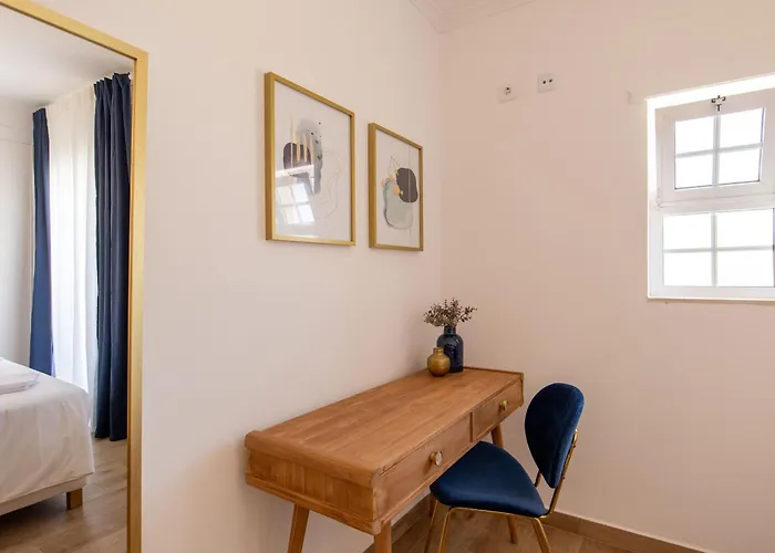 Luxuosa Com Piscina, Garagem E Vista Mar 别墅 塔维拉