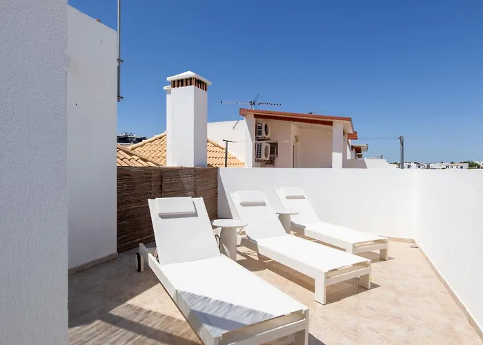 Luxuosa Com Piscina, Garagem E Vista Mar *